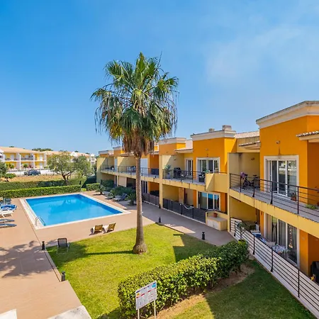 Vale Parra Village By Cabritatur